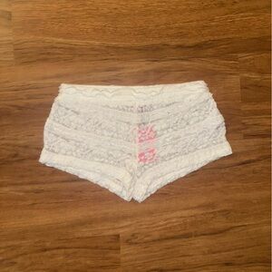 Edikted White Lace Shorts